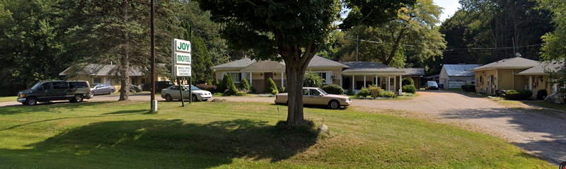 Pineview Motel (Joy Motel) - Street View (newer photo)